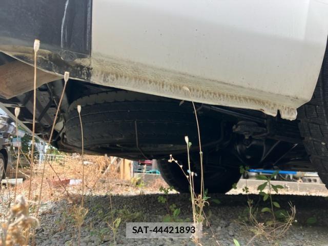 Toyota HIACE VAN 2005-10 7219349-14