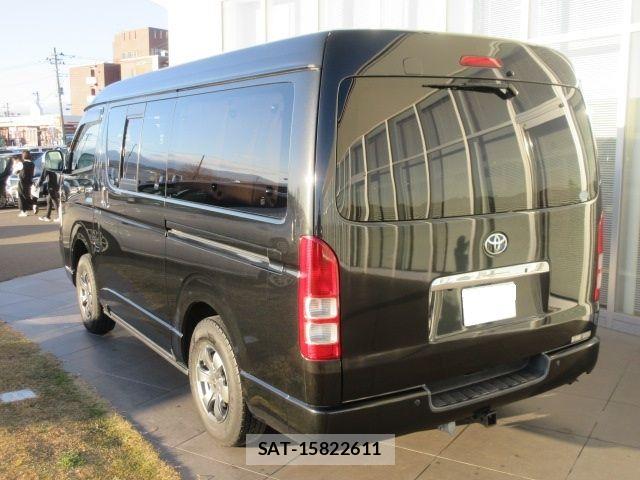 Toyota HIACE VAN 2009-11 7219343-4