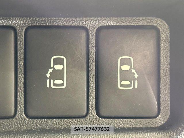 Toyota HIACE VAN 2022-11 7219376-6