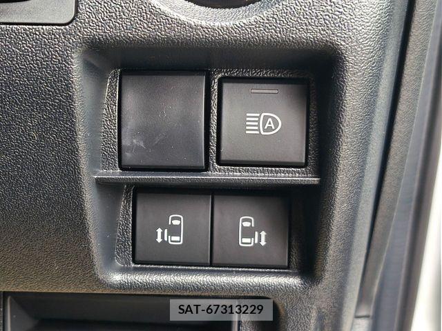 Toyota HIACE VAN 2026-05 7219393-16