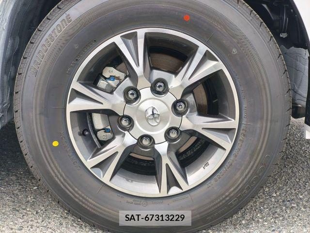 Toyota HIACE VAN 2026-05 7219393-23