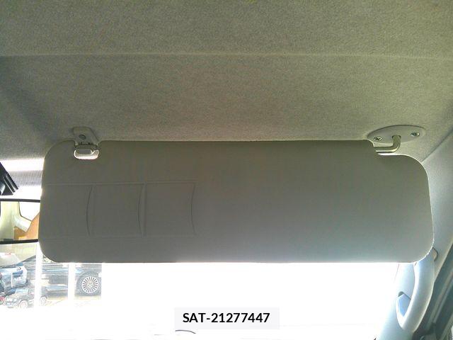 Toyota HIACE VAN 2019-04 7219363-21