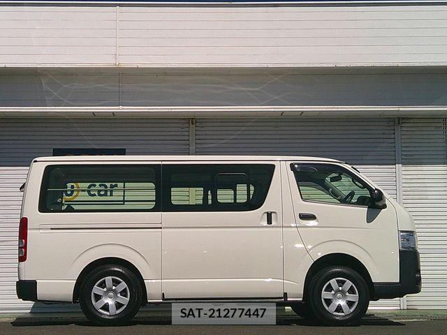 Toyota HIACE VAN 2019-04 7219363-25