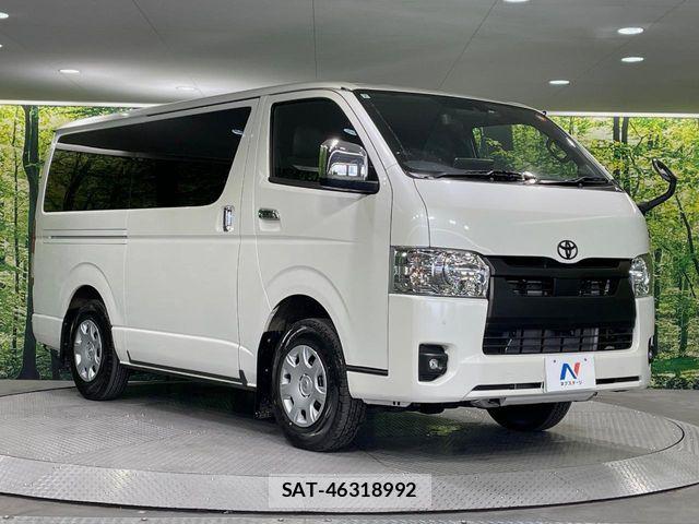 Toyota HIACE VAN 2022-07 7250989-15