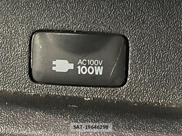 Toyota HIACE VAN 2022-01 7250988-7