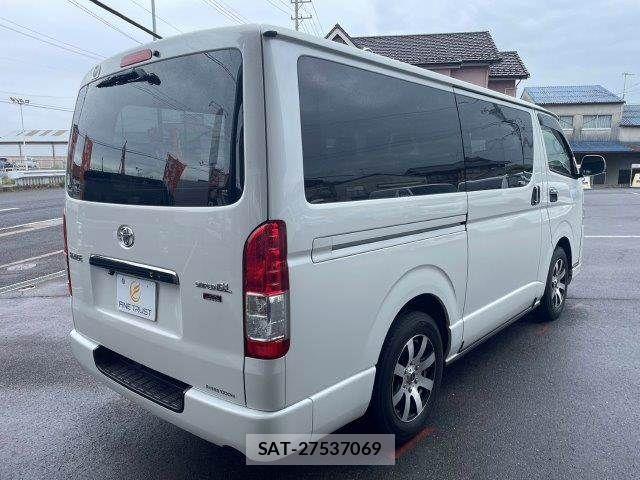 Toyota HIACE VAN 2019-09 7250993-22
