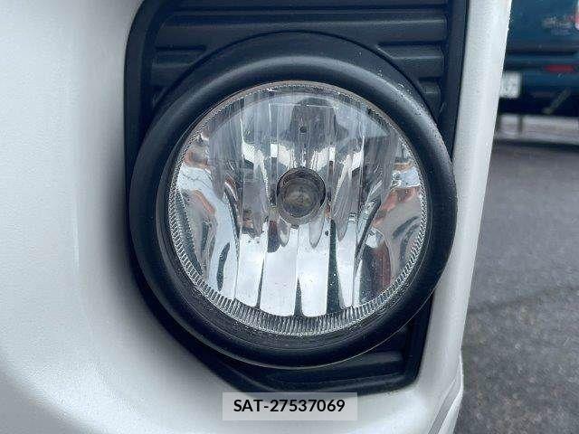 Toyota HIACE VAN 2019-09 7250993-28