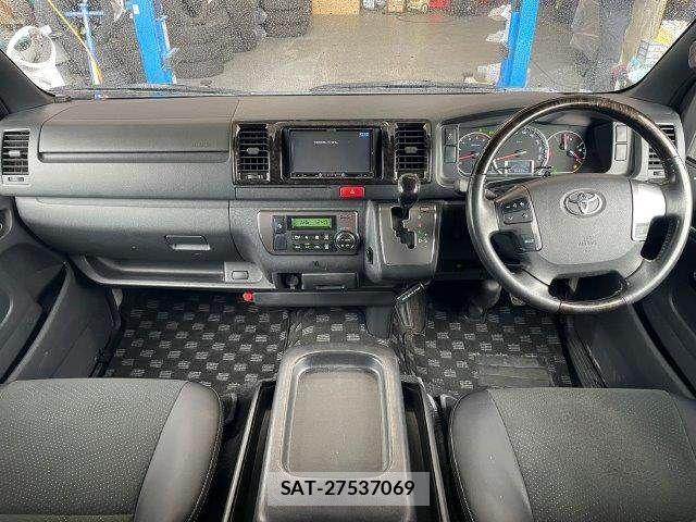 Toyota HIACE VAN 2019-09 7250993-2