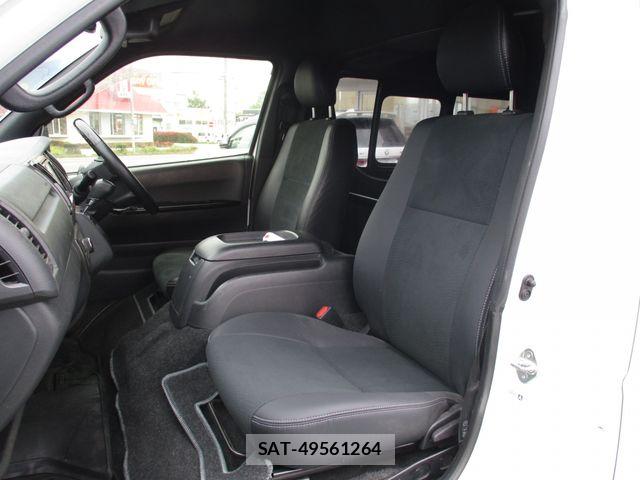 Toyota HIACE VAN 2023-01 7250990-9