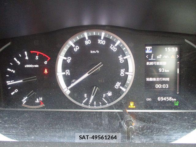 Toyota HIACE VAN 2023-01 7250990-13