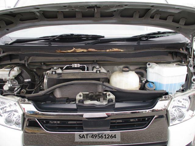Toyota HIACE VAN 2023-01 7250990-23