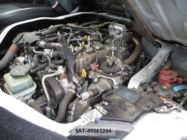 Toyota HIACE VAN 2023-01 7250990-24