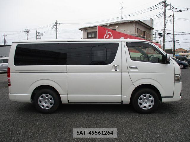 Toyota HIACE VAN 2023-01 7250990-7