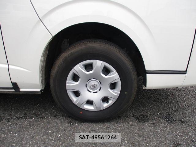 Toyota HIACE VAN 2023-01 7250990-8