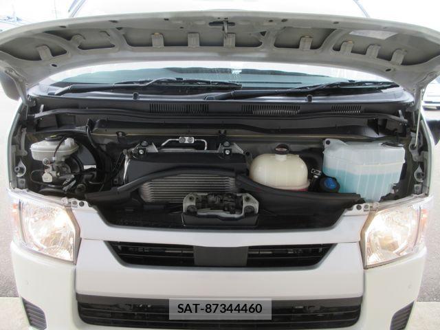 Toyota HIACE VAN 2020-10 7250985-21