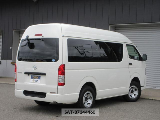 Toyota HIACE VAN 2020-10 7250985-2