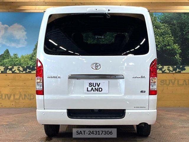Toyota HIACE VAN 2025-03 7250987-14