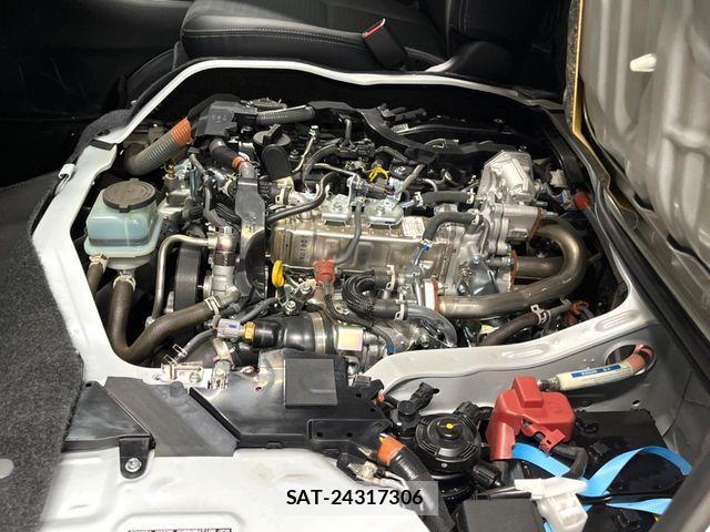 Toyota HIACE VAN 2025-03 7250987-17