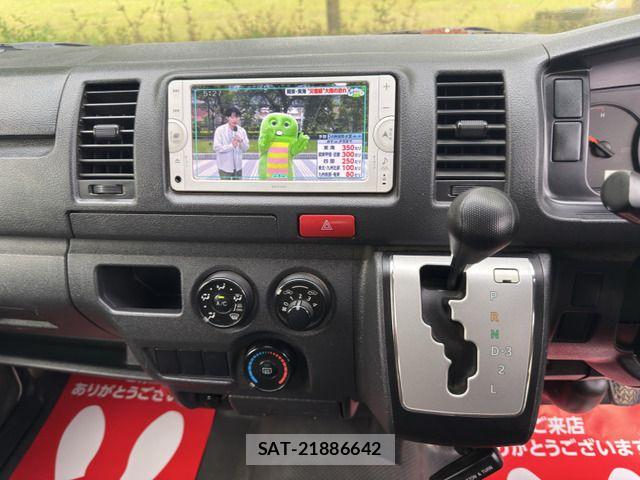 Toyota HIACE VAN 2014-03 7250992-12