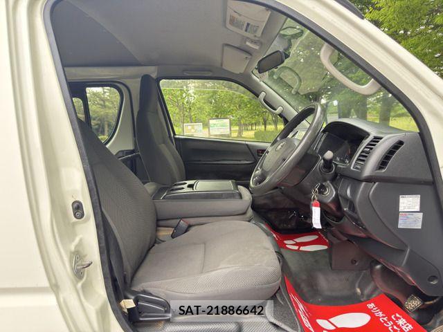 Toyota HIACE VAN 2014-03 7250992-8