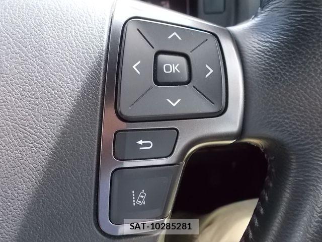 Toyota HIACE VAN 2021-03 7272004-12