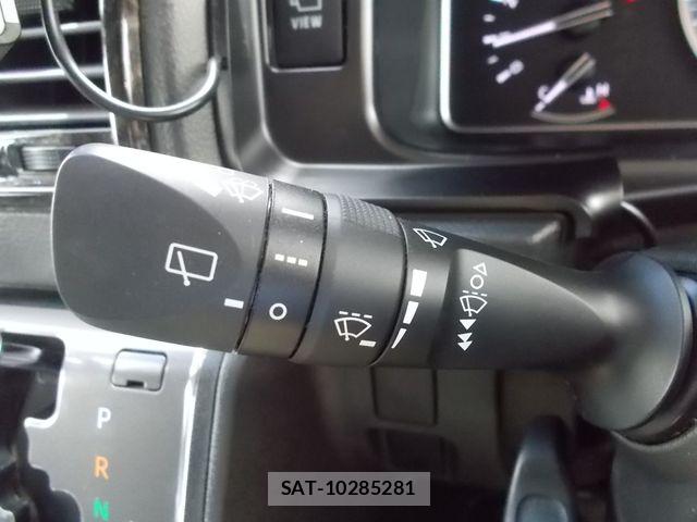 Toyota HIACE VAN 2021-03 7272004-13