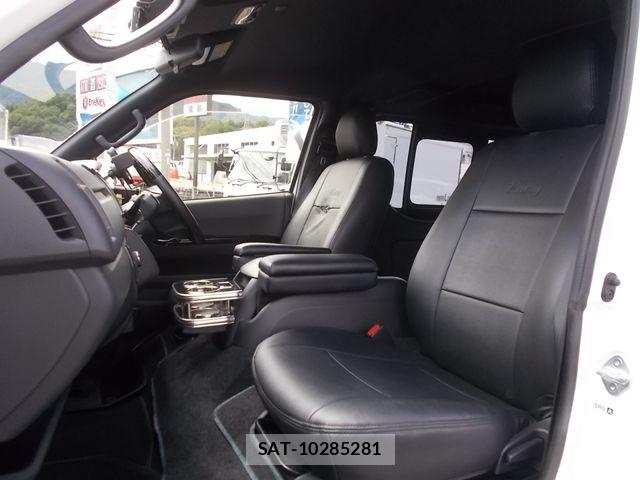 Toyota HIACE VAN 2021-03 7272004-18