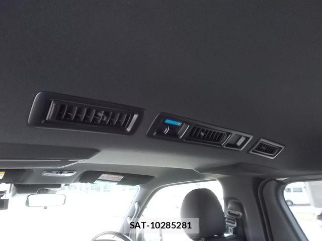 Toyota HIACE VAN 2021-03 7272004-20