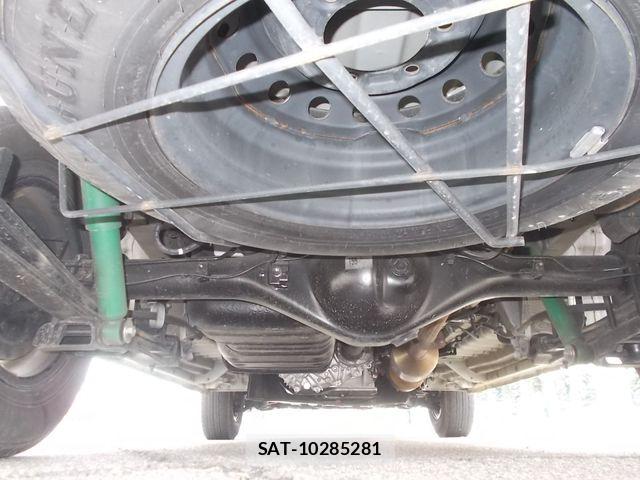 Toyota HIACE VAN 2021-03 7272004-26