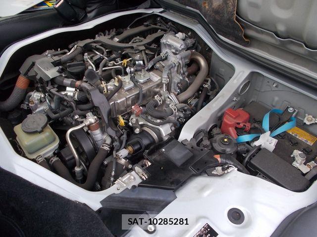Toyota HIACE VAN 2021-03 7272004-27