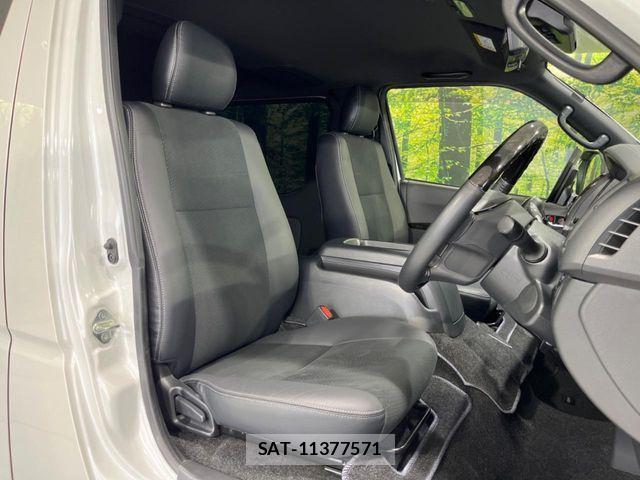 Toyota HIACE VAN 2024-06 7271998-7