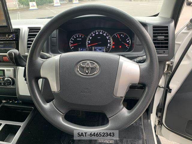 Toyota HIACE VAN 2015-03 7272002-10