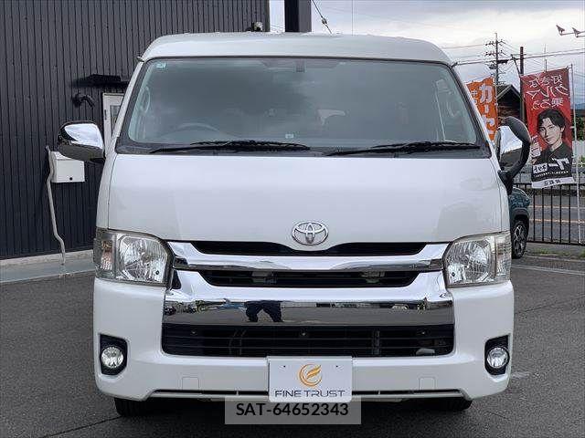 Toyota HIACE VAN 2015-03 7272002-14