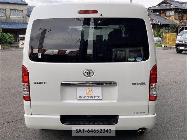 Toyota HIACE VAN 2015-03 7272002-18