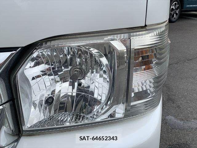 Toyota HIACE VAN 2015-03 7272002-22