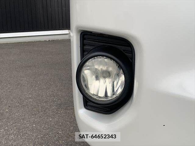 Toyota HIACE VAN 2015-03 7272002-23
