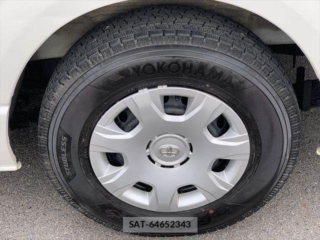Toyota HIACE VAN 2015-03 7272002-28