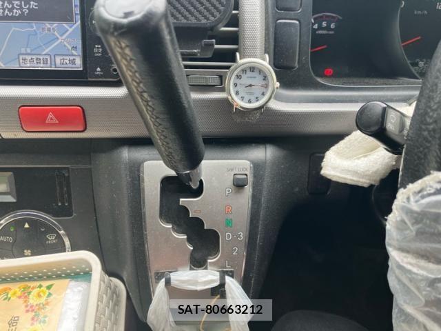 Toyota HIACE VAN 2011-10 7271999-22