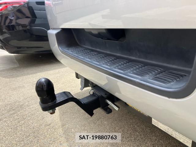 Toyota HIACE VAN 2008-11 7272000-9