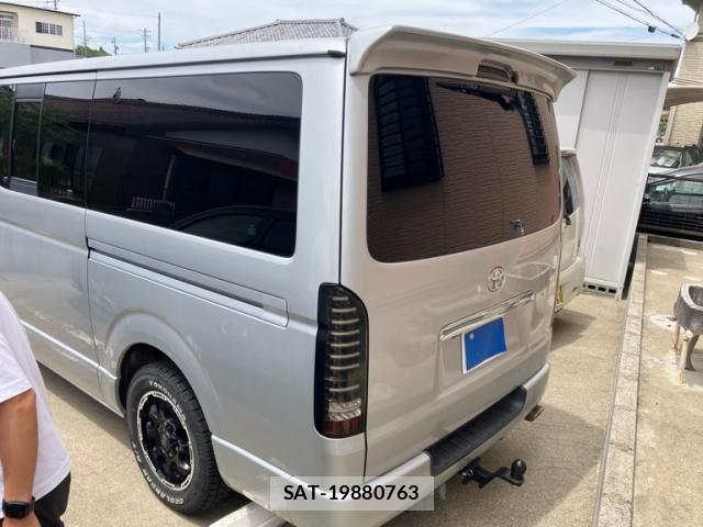 Toyota HIACE VAN 2008-11 7272000-2