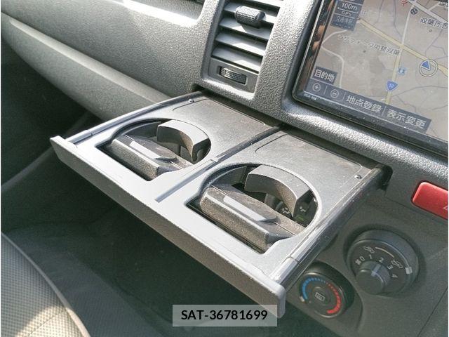 Toyota HIACE VAN 2021-10 7261848-26