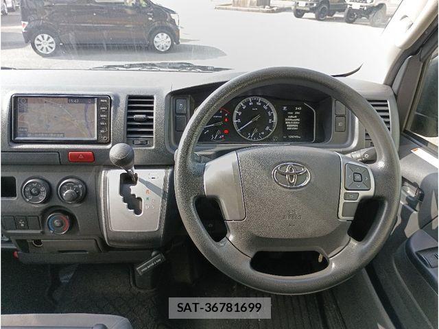 Toyota HIACE VAN 2021-10 7261848-2