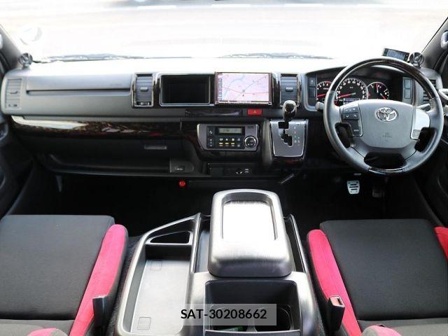 Toyota HIACE VAN 2019-01 7271996-1