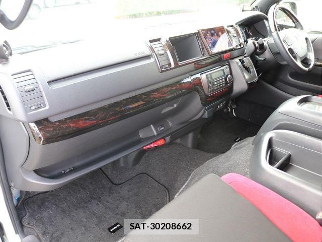 Toyota HIACE VAN 2019-01 7271996-3