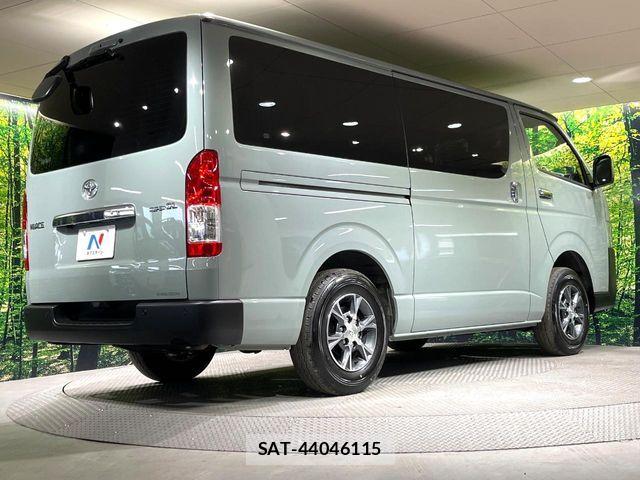 Toyota HIACE VAN 2025-10 7327376-16