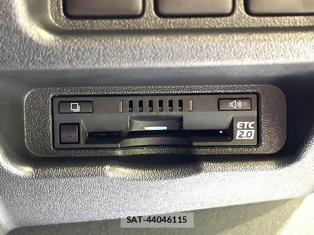 Toyota HIACE VAN 2025-10 7327376-5