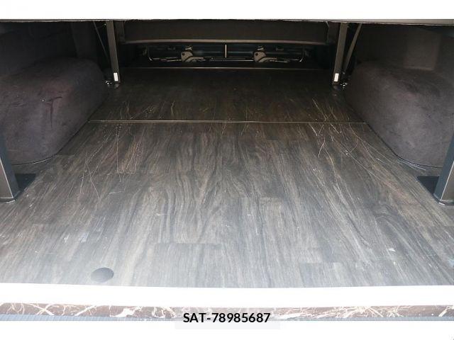 Toyota HIACE VAN 2023-01 7327370-14