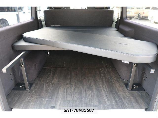 Toyota HIACE VAN 2023-01 7327370-16