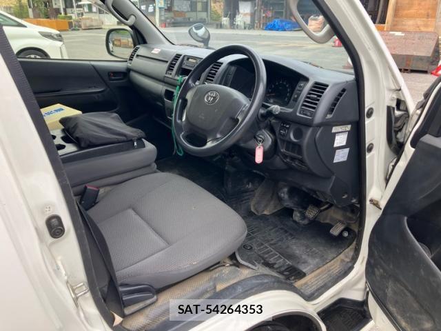 Toyota HIACE VAN 2015-09 7327395-18