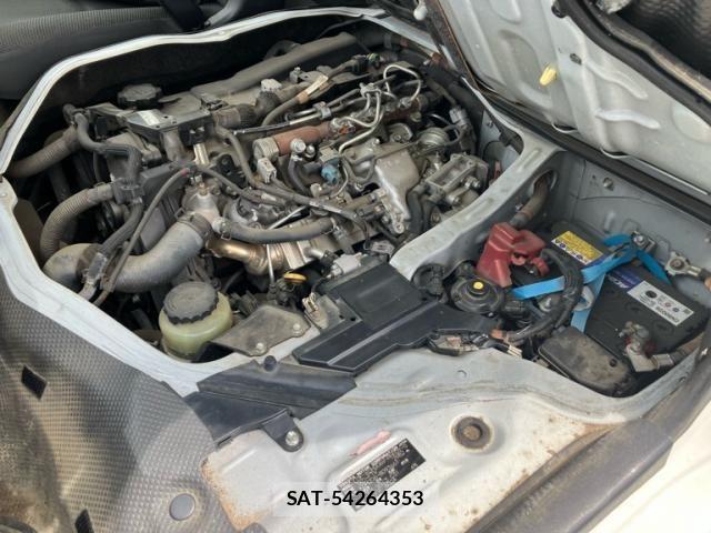 Toyota HIACE VAN 2015-09 7327395-24